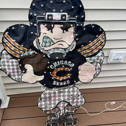 Chicago Bears Football Light Up Plug In Figure Decoration Outside for Sale  in Naperville, IL - OfferUp