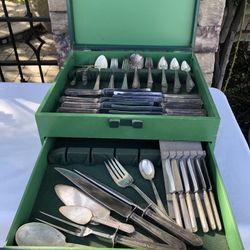 Holmes & Edwards Silver Plated Flatware Utensils 