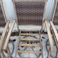 Outdoor Table And Chairs 