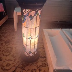 BRAND ..NEW..GLASSHADES LAMP..NICE..NICE..
