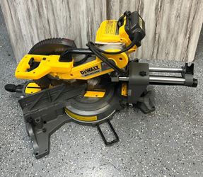 DeWALT DHS790AB 12" 120V MAX Double-Bevel Sliding Compound Miter Saw (PO1022091)