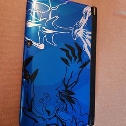 Nintendo 3DS XL Pokémon XY Xerneas Yveltal Blue + stylus & travel case