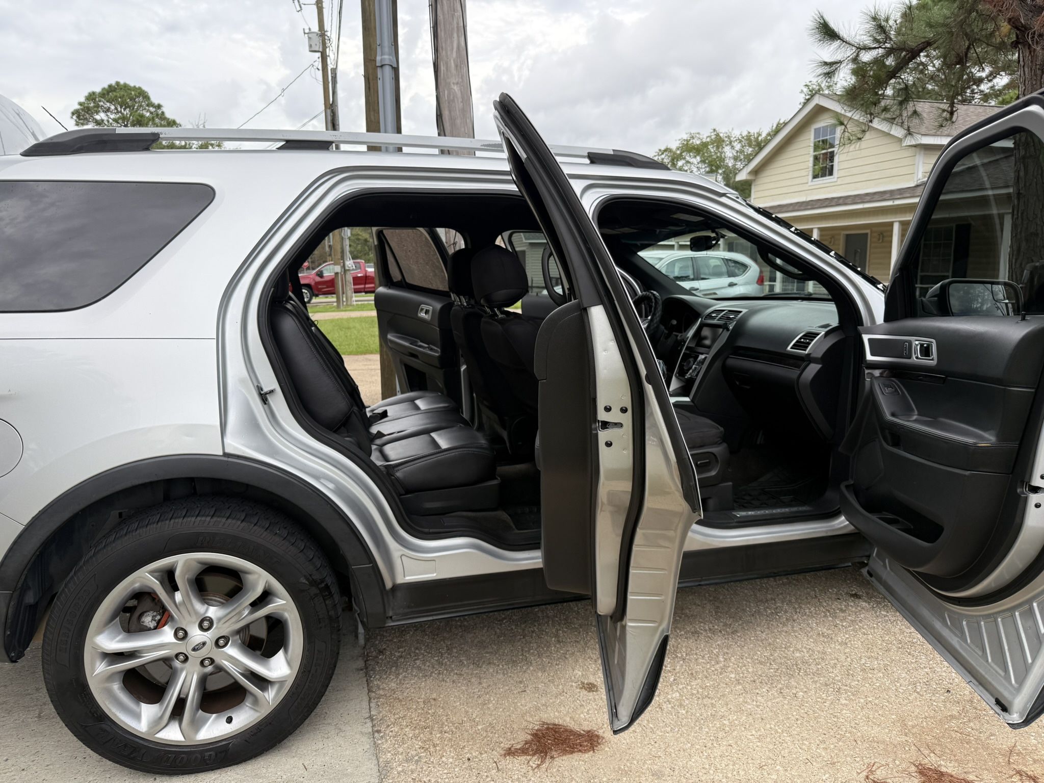 2014 Ford Explorer