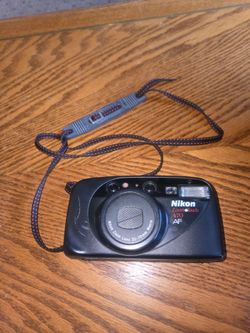 Nikon Zoom Touch 470 AF Camera