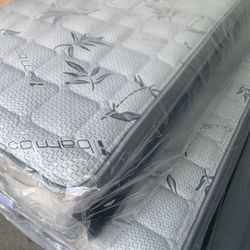 🛏Mattresses Pillow top for your comfort 🟩Same day delivery available🚛 🟠Queen sizes $199 🟡Full sizes $179 🟢Twin sizes $149 🔵Cal king $319 🟣E. K