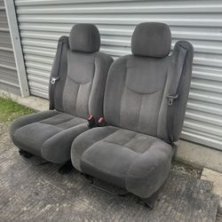03-06 Silverado Seats 