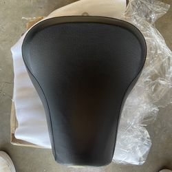 Harley Seat (solo) 