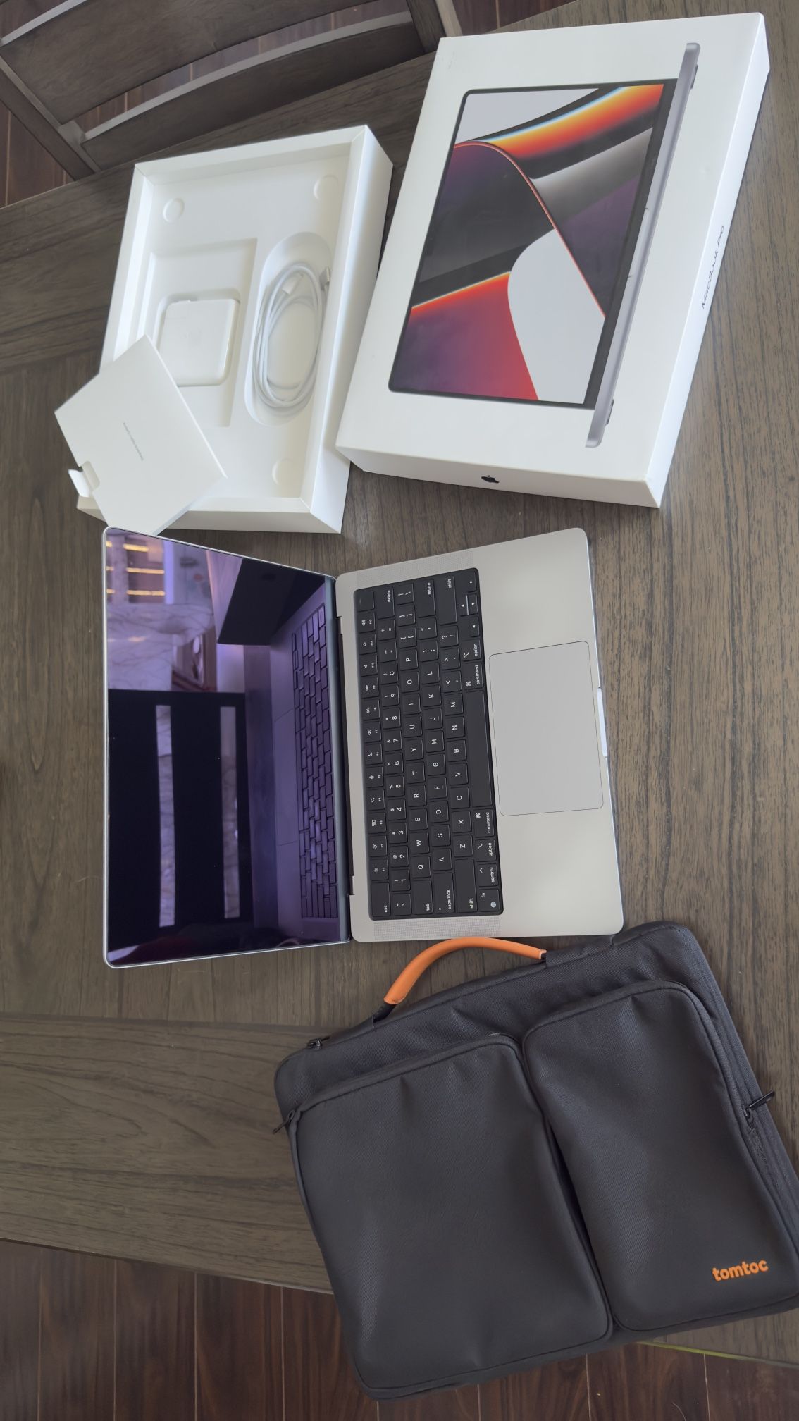 14” MacBook Pro M1 Pro 16gb 1tb