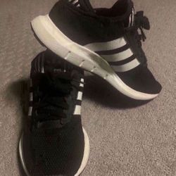 Adidas Size 4.  Pick Up Only