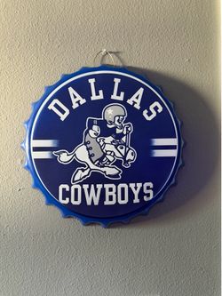 Cowboys large bottle cap
