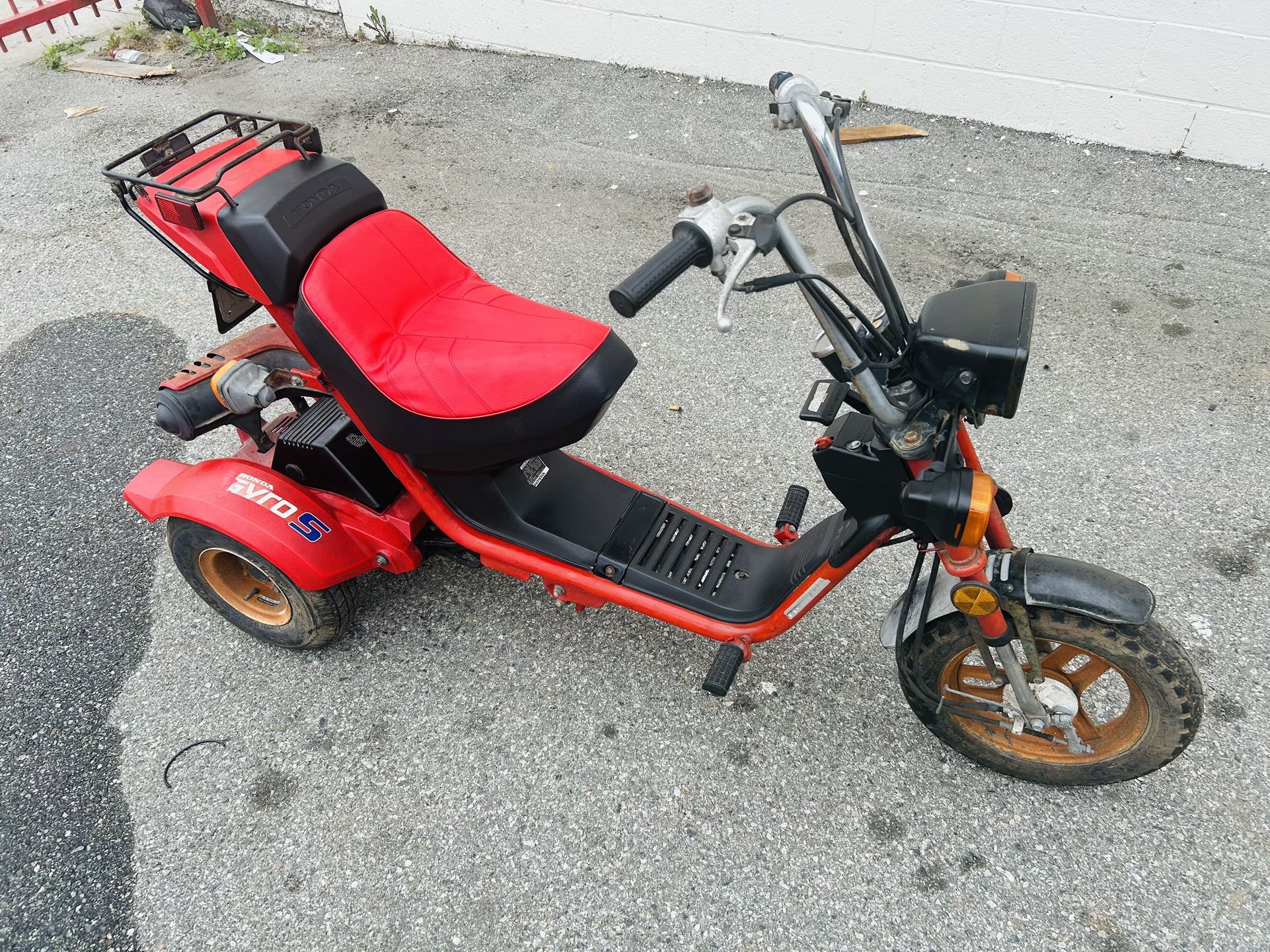 1986 Honda Gyro S Scooter Running With Pink Slip for Sale in La Mirada