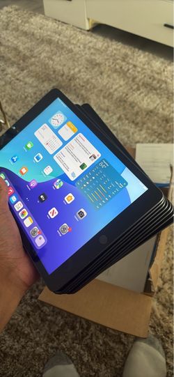 iPad (7th Gen) 32GB – Wi-Fi  – Great Condition