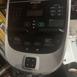 Elliptical Works Great And No Plug In Required