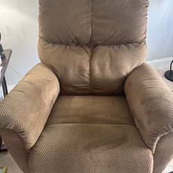 2 Lazy Boy Recliner Chairs