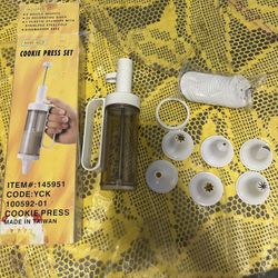 Cookie Press Set. 