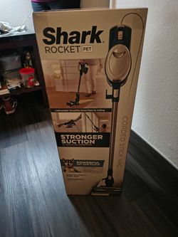 Shark Rocket vacuum PET