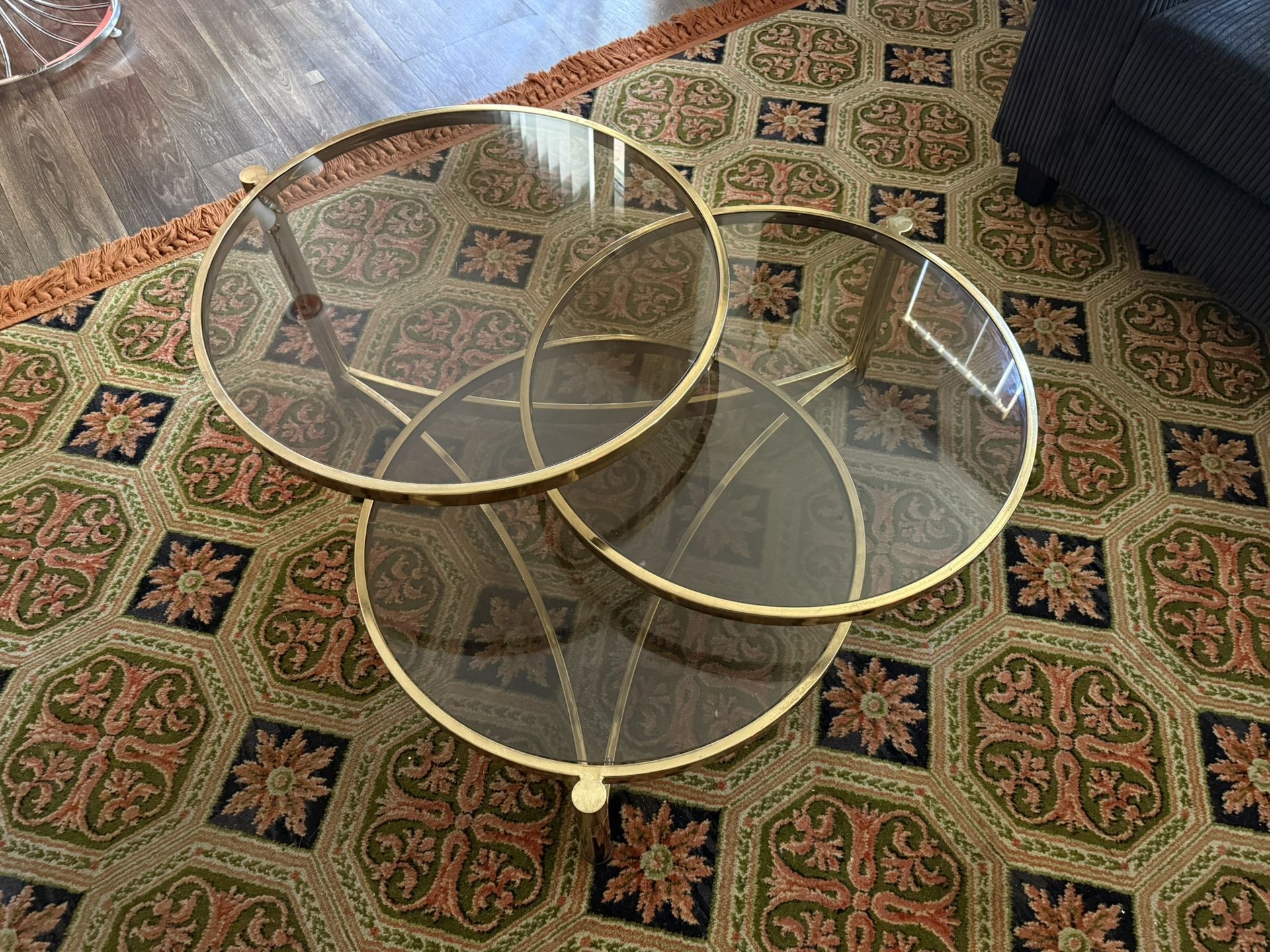 Mid Century Milo Baughman Swivel Table