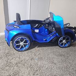 Lo Vendo Por Que Ya No Lo Utiliso Mi Hijo  Solo 2 Veses Lo Uso Y Lo Tengo Aguardado Esta Como Nuevo Precio Negosiable Tiene Su Contro Y Su Caragador