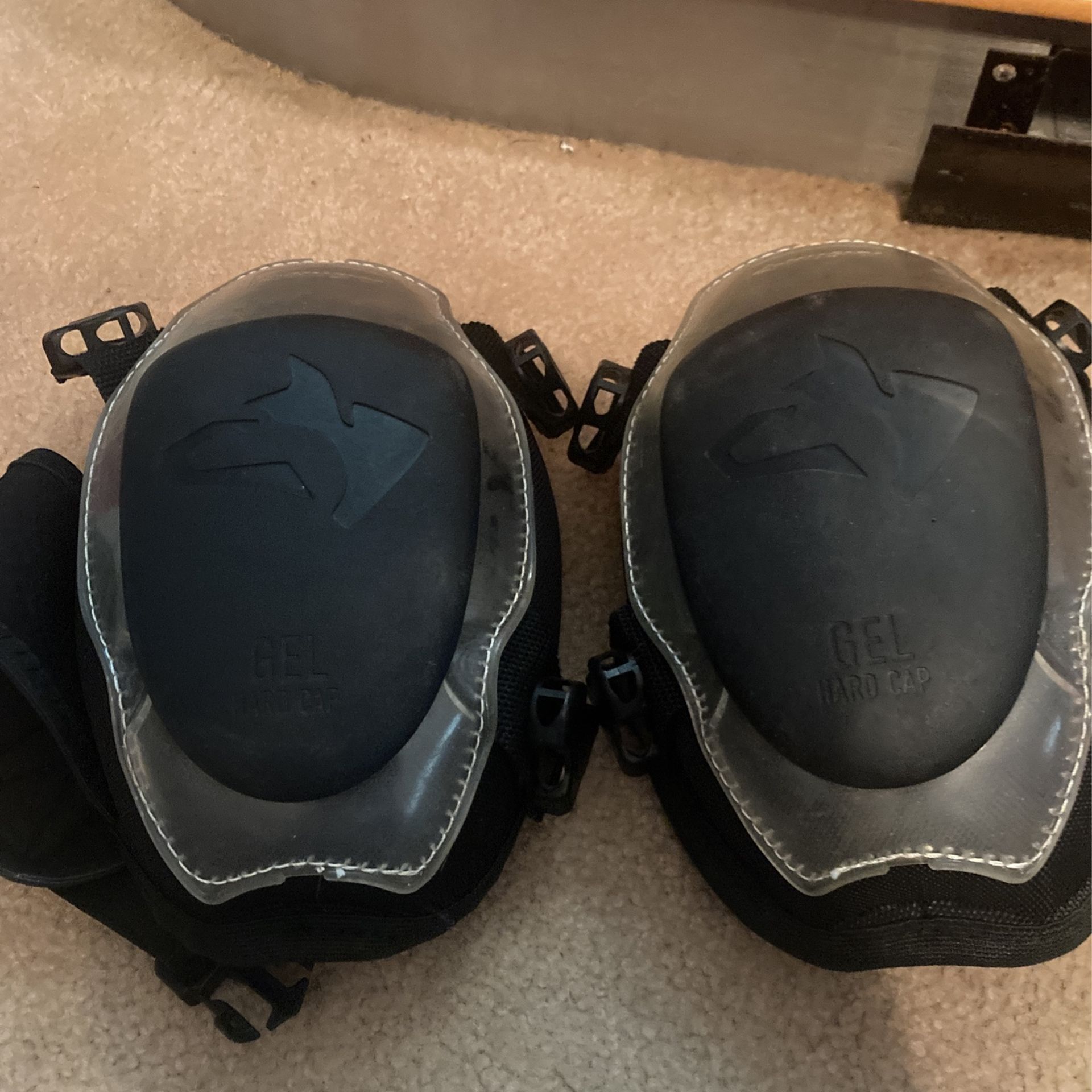 Gel Knee Pads  Like New