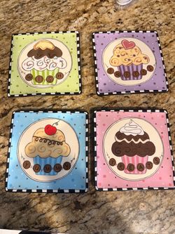 Cupcake Decorative Plates Set of 4