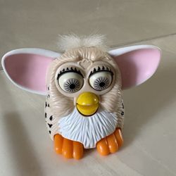 Mc Donald’s 90’s Furby Happy Meal Toy 