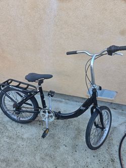 Schwinn loop foldable bicycle