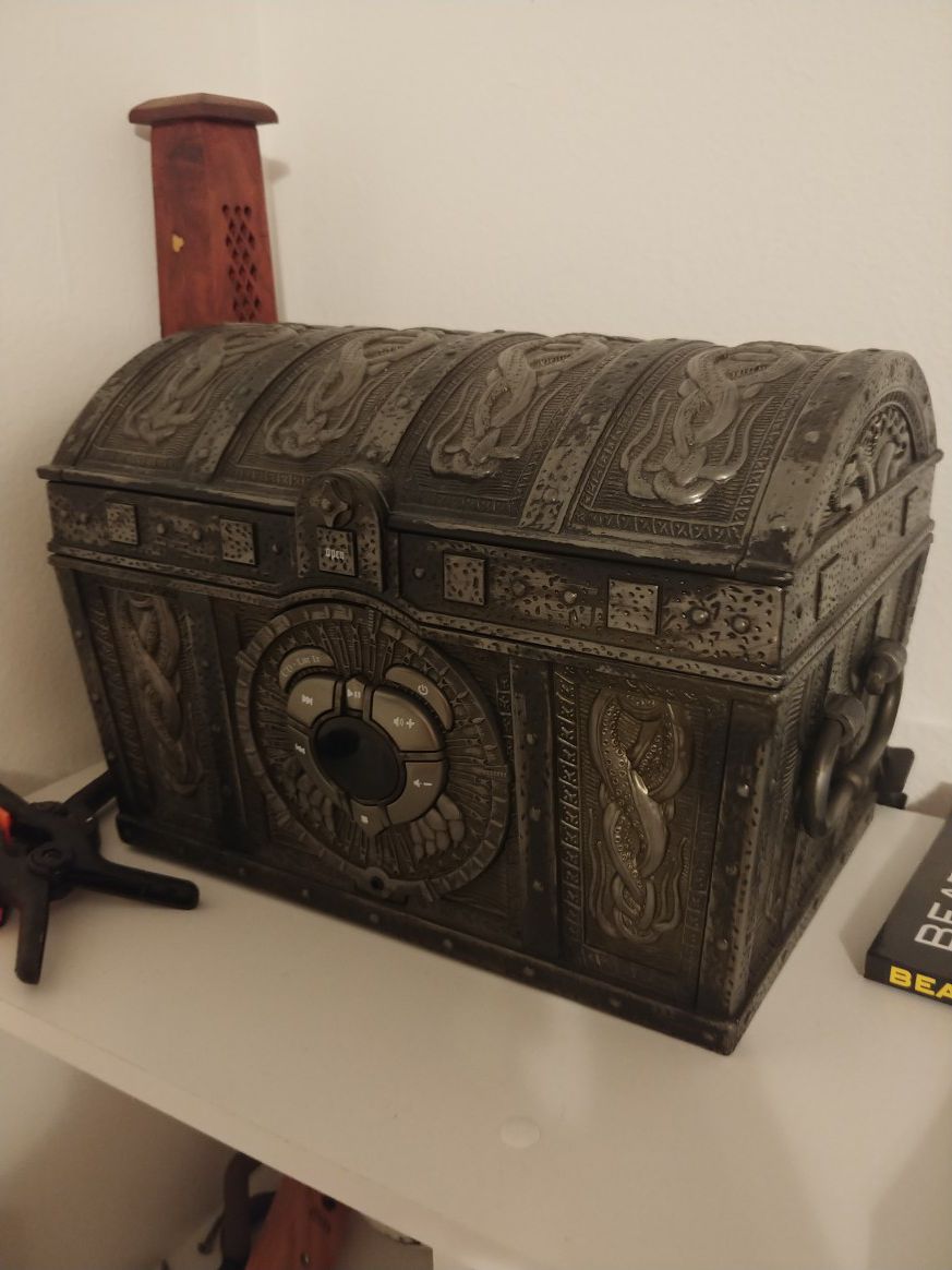 Pirates of the Caribbean Davy Jones Chest CD player