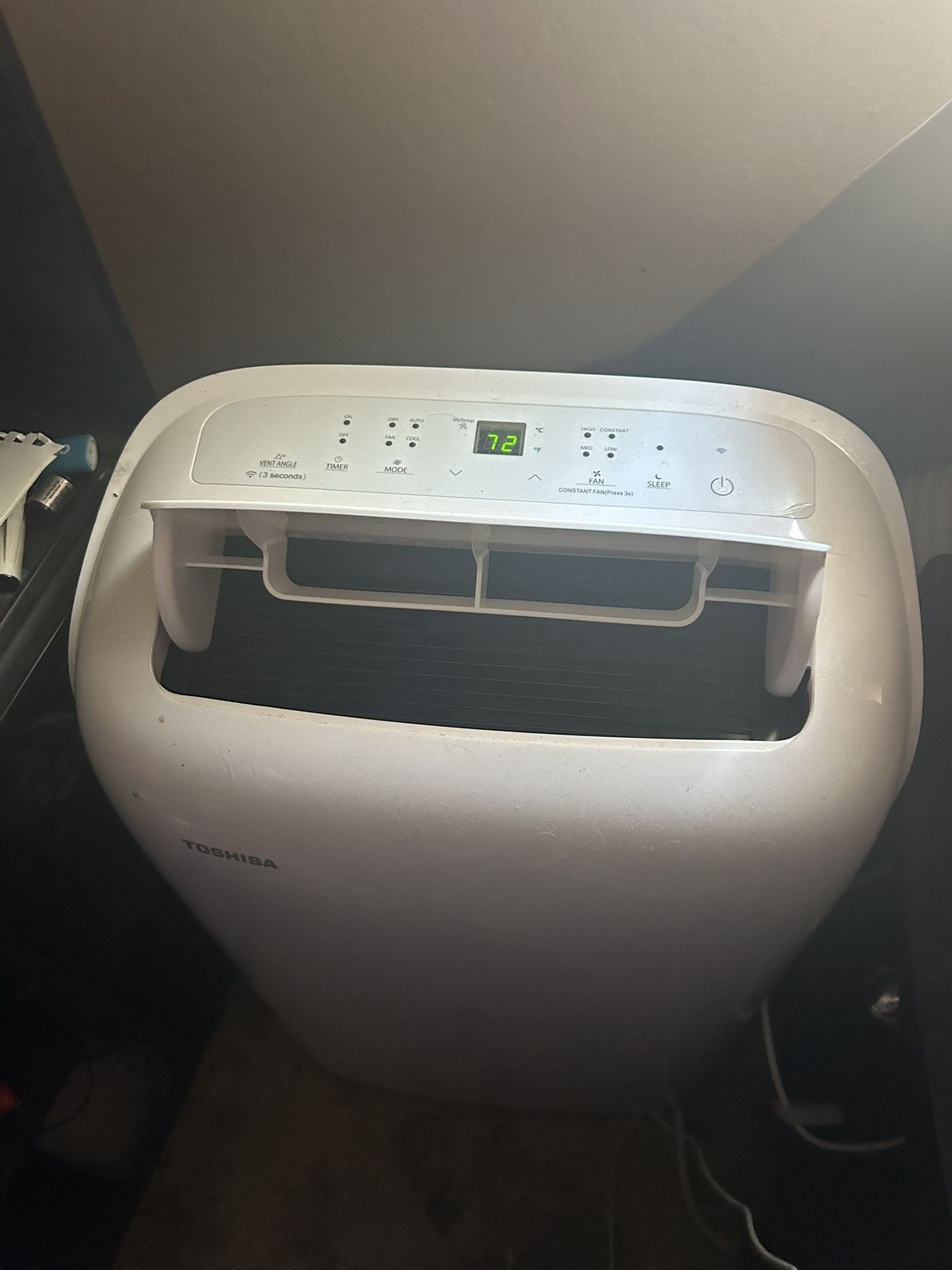 Toshiba 8000 BTU 350 Sq.Ft. Portable Air Conditioner & Dehumidifier RAC-PD1213