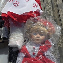Porcelain Dolls - Heritage Collection Peppermint Twins In Excellent Condition Have Not Been Unwrapped 