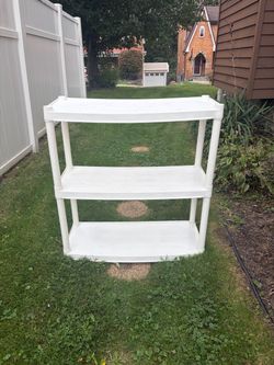 Storage shelf