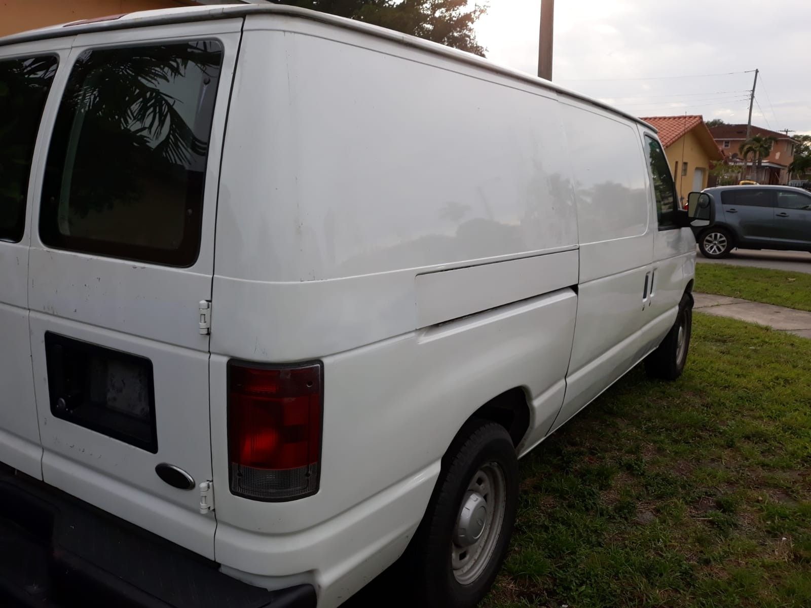 2006 Ford E150 for Sale in Miami, FL OfferUp