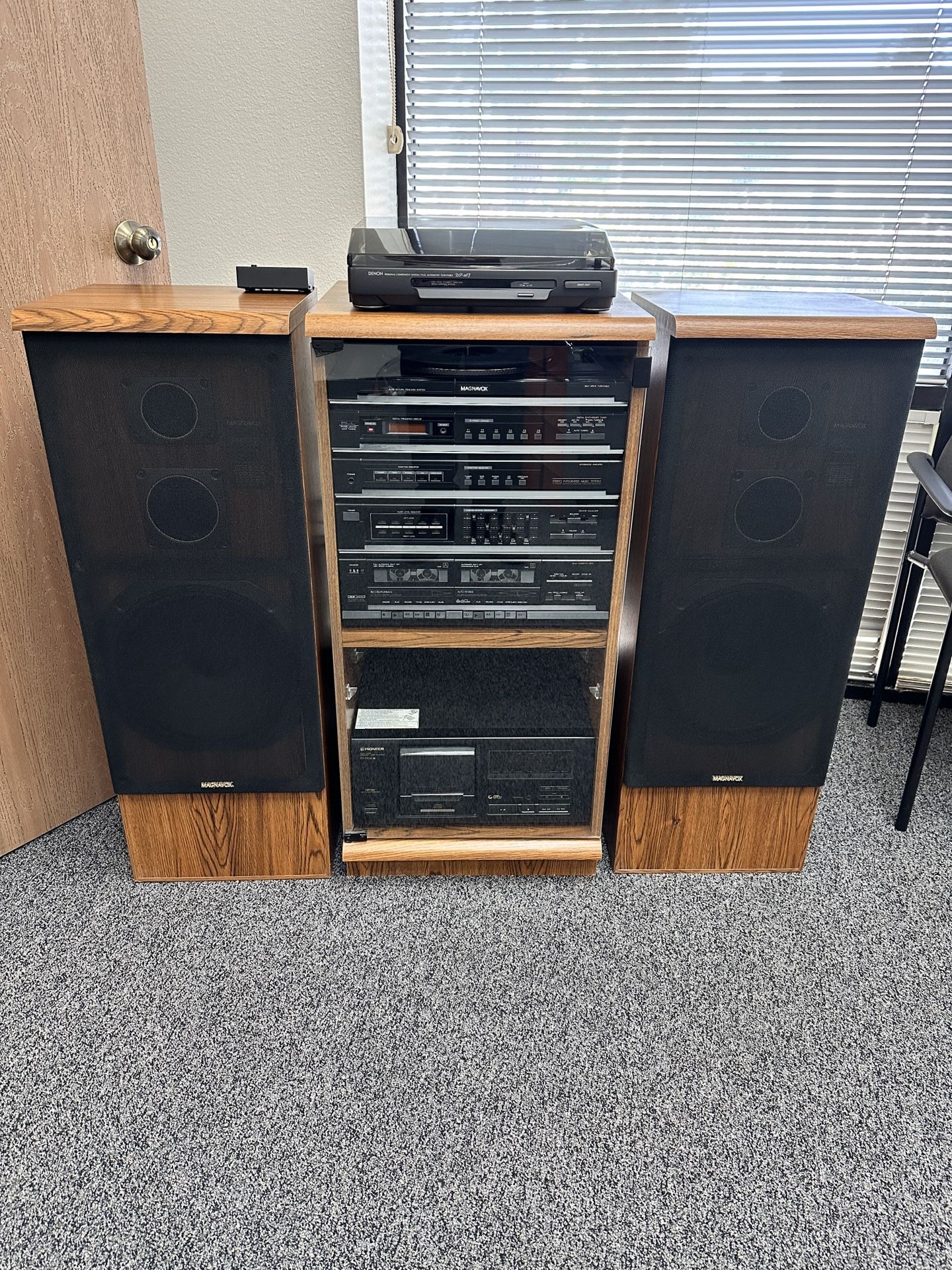 Magnavox Stereo System