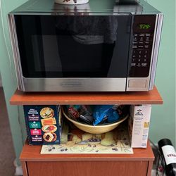 Gently used microwave
