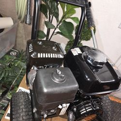 Pressure Washer 3200psi 5.8 Gpm New In Box Profesional  Honda Motor  Simson .