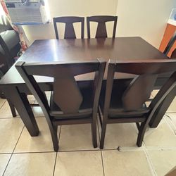 Table Set