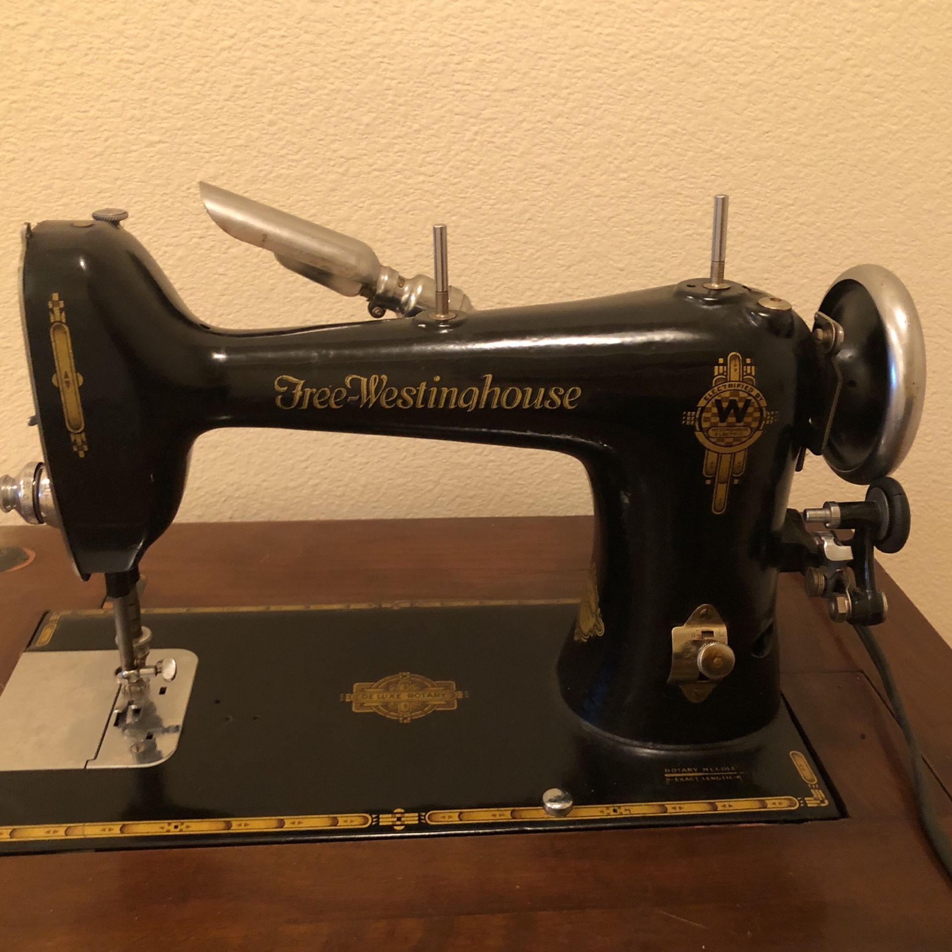 Vintage Free Westinghouse Electric Sewing Machine In Cabinet for Sale