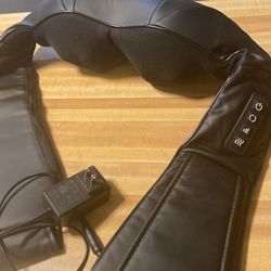Neck shoulder massager works well lime new $6