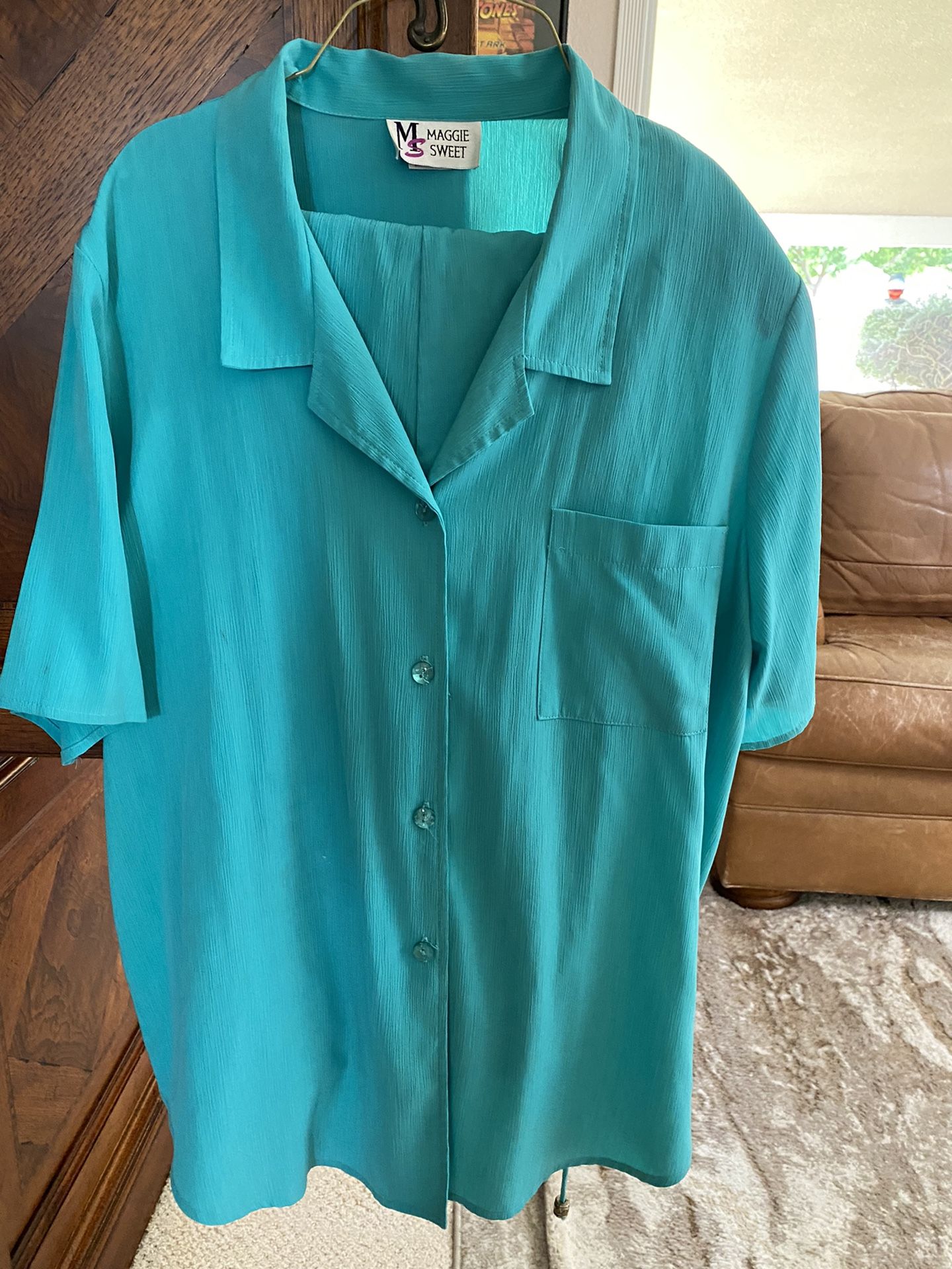 Maggie Sweet Brand Turquoise Color 2 Piece Jersy Pantsuit Size Large