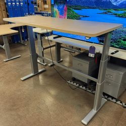 Steelcase Height Adjustable Standing Desk 70"x29" – Dual Motor Electric Sit-to-Stand Desk