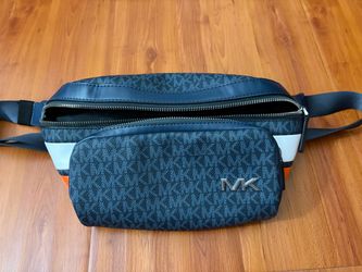 Michael Kors Travel Belt Bag