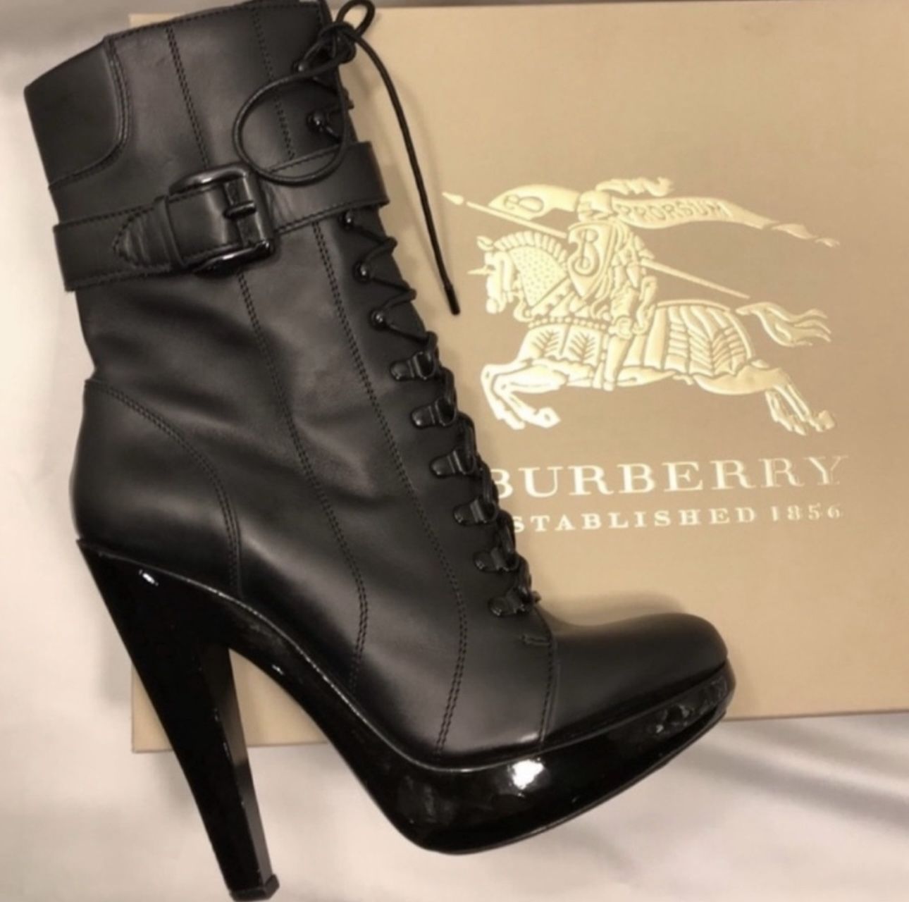 Burberry Boots Size 41