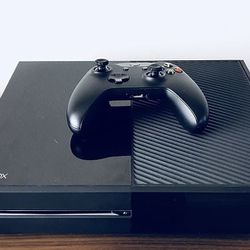 Microsoft Xbox One 500GB Console with Wireless Controller