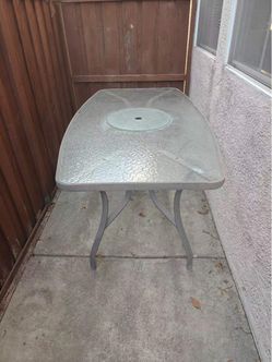 Free Glass Table