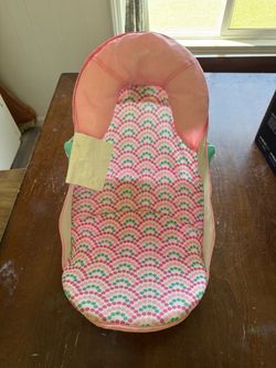 Summer Infant Deluxe Baby Bather (Bubble Waves) - For Use in the Sink or Bathtub - 3 Reclining Posit