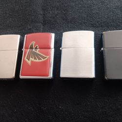 4 Vintage Collectible Zippo Lighters 