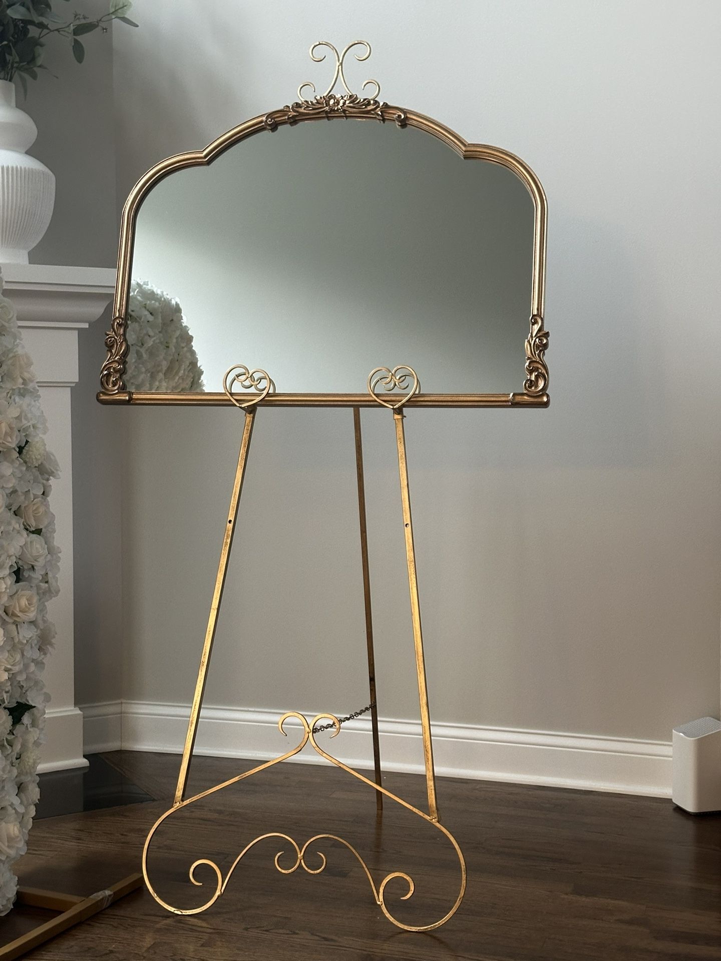 Gold Mirror With Easel/ Welcome Sign/ Mirror For Seating Chart