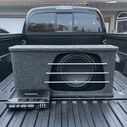 12 Inch Subwoofer + Rockford Fosgate 5 Channel Amp