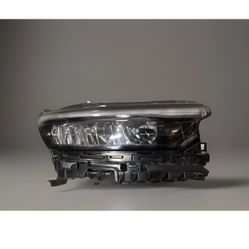 2021-2024 Jeep Grand Cherokee LED Right Headlight Used OEM SHELL 8 Pin