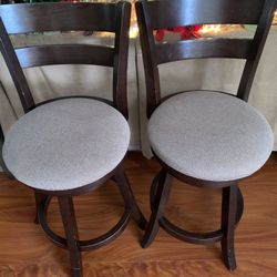 Barstools Set Of 2 Wooded With Fabric, Great Conditions 