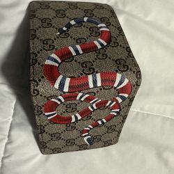 Men’s full size designer wallet